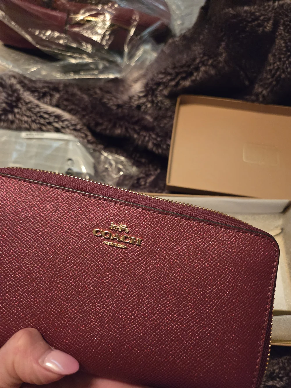 COACH Women's Zip Around Wallet in Berry